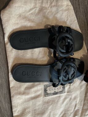 Gucci Black Rubber Slide Sandals with Interlocking GG Emblem